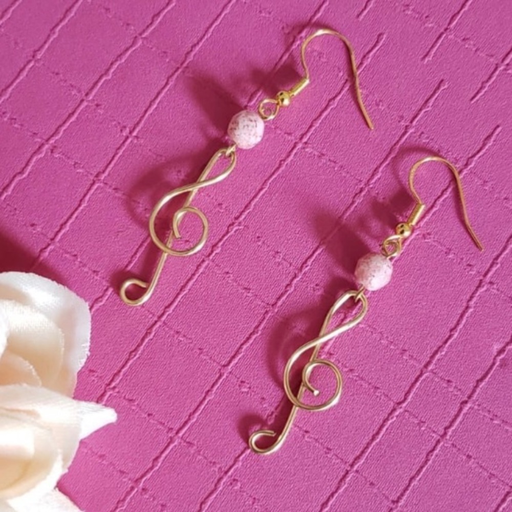 Silver earrings - Picture 2 of 2